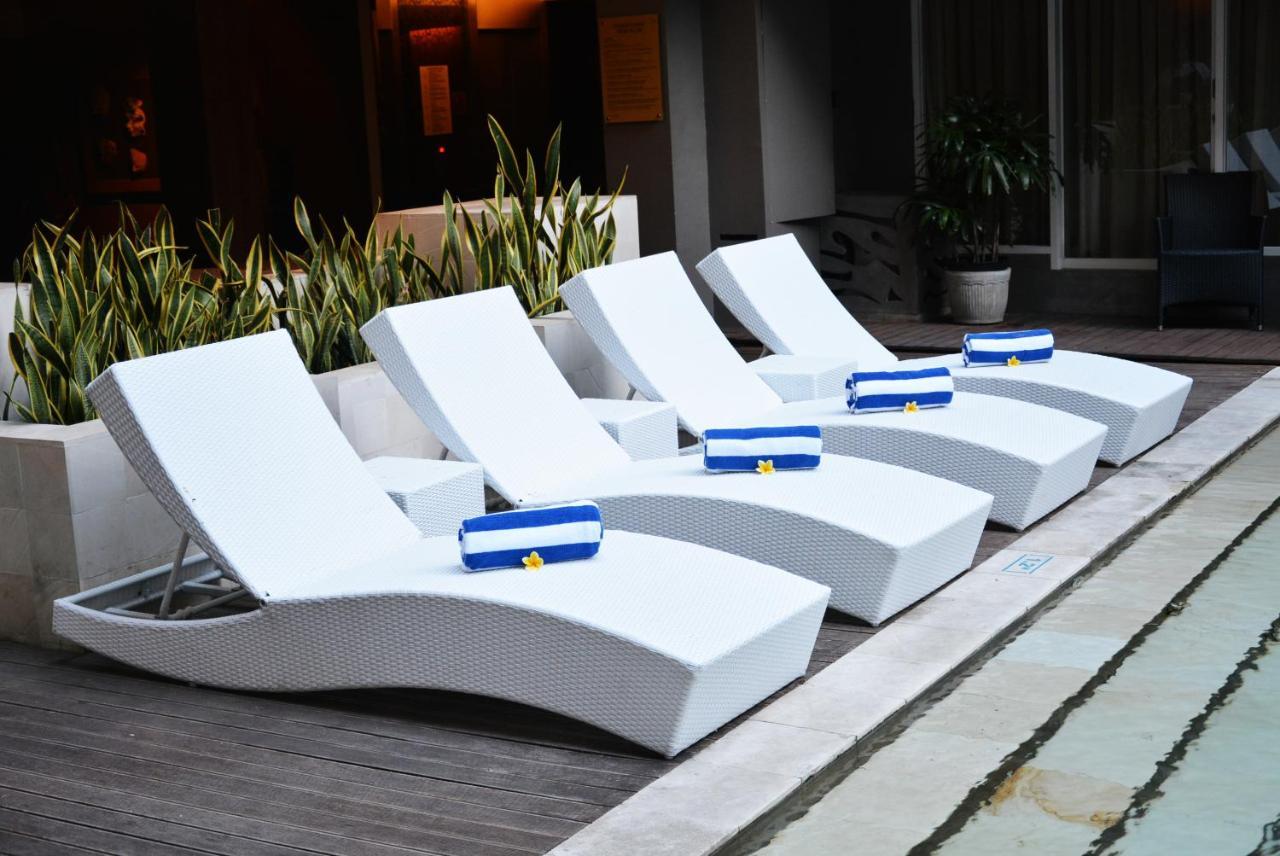Ramada By Wyndham Bali Sunset Road Kuta Hotel Seminyak Exterior foto