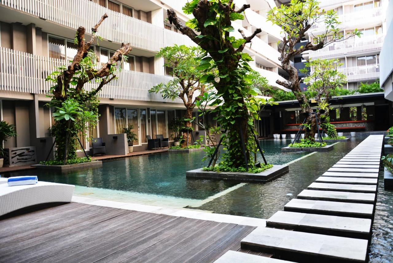 Ramada By Wyndham Bali Sunset Road Kuta Hotel Seminyak Exterior foto