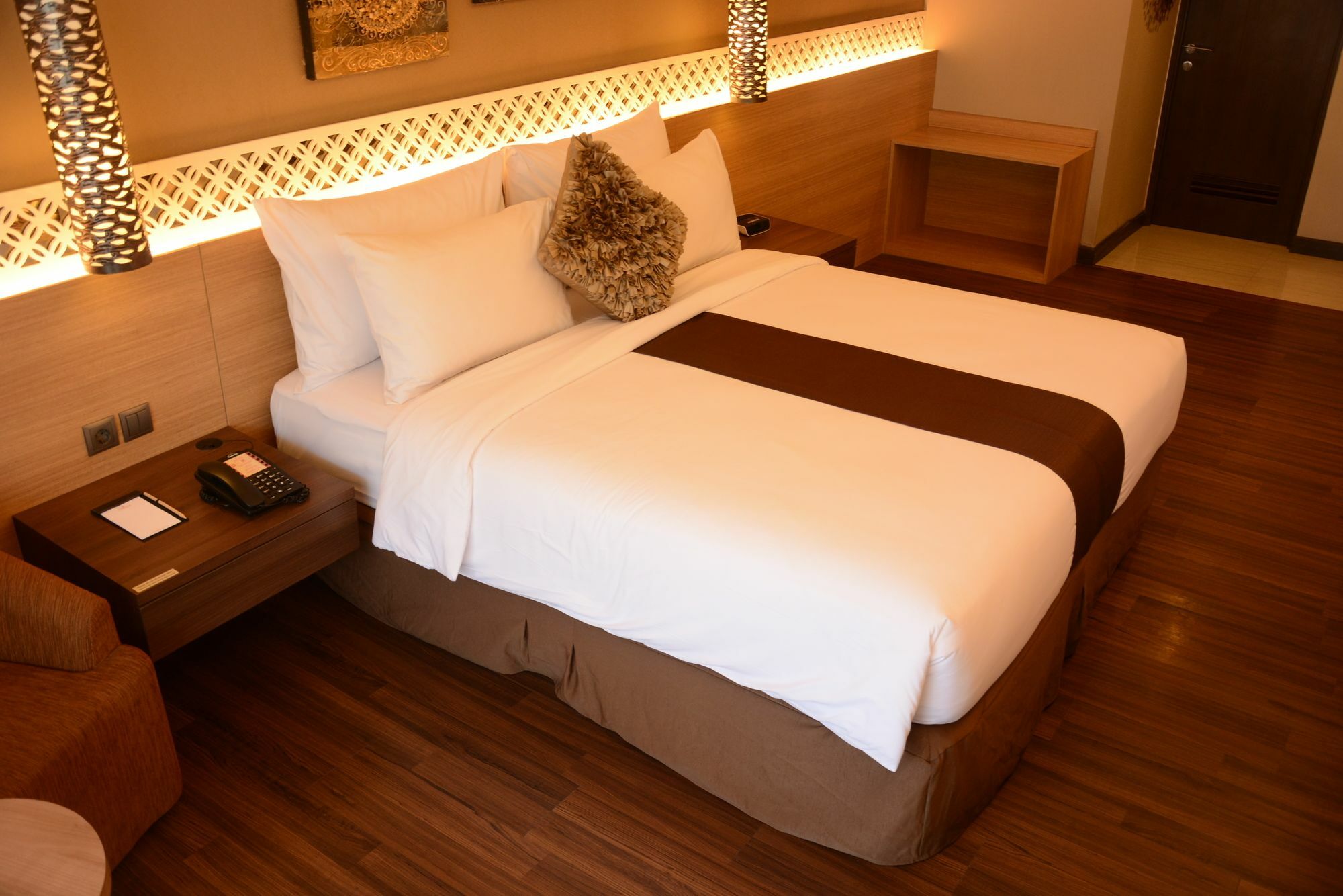 Ramada By Wyndham Bali Sunset Road Kuta Hotel Seminyak Exterior foto