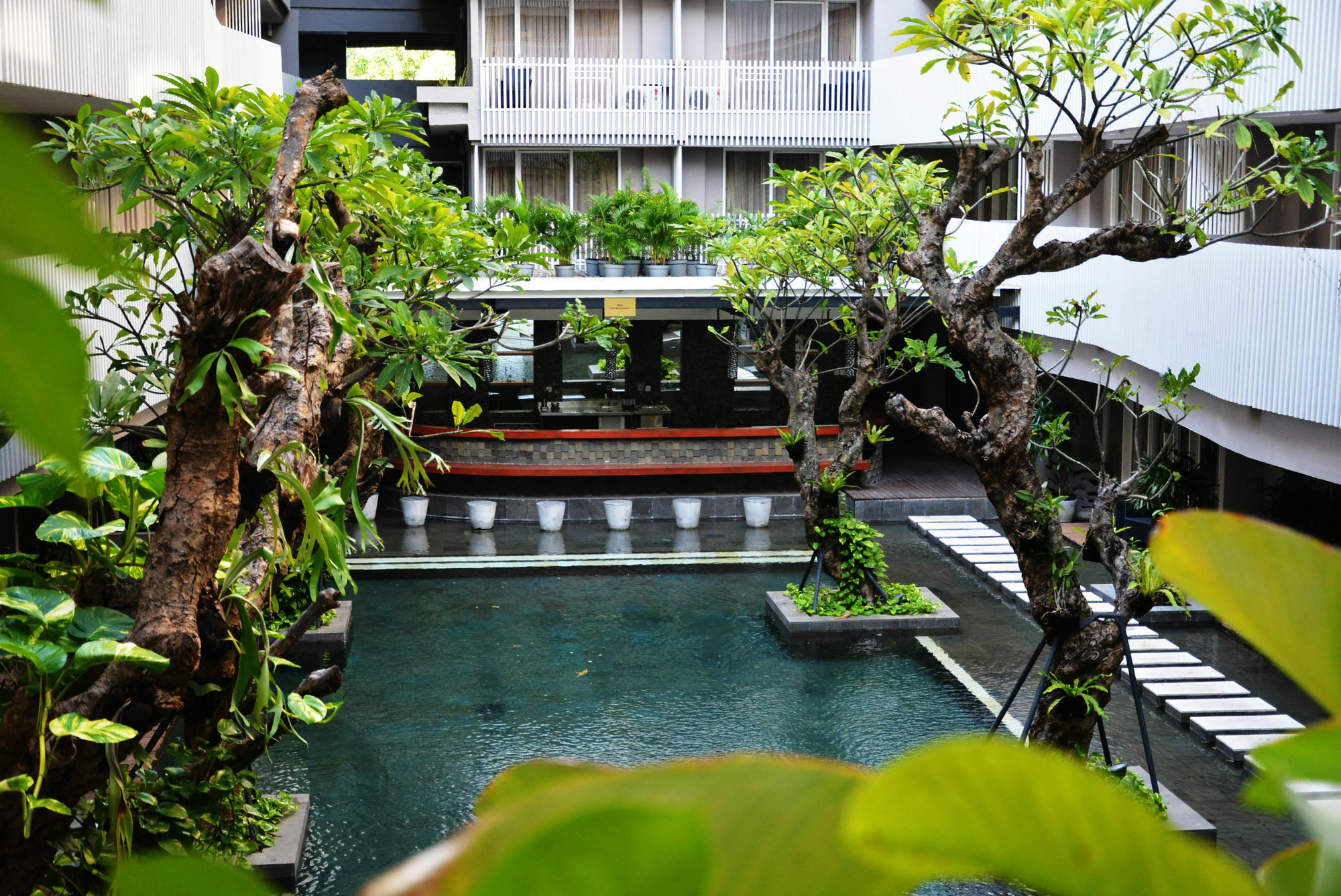 Ramada By Wyndham Bali Sunset Road Kuta Hotel Seminyak Exterior foto